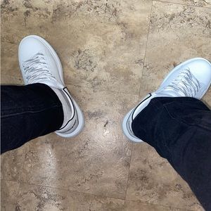 Meet your Posher, Mekhi